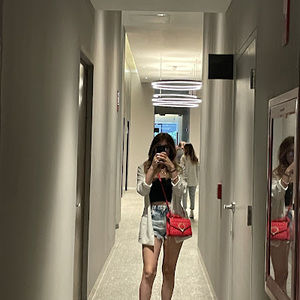 Meet your Posher, Miranda